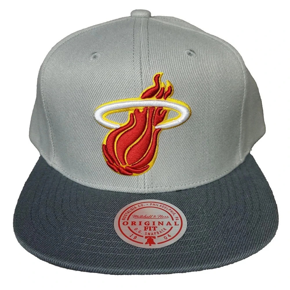 Miami Heat Mitchell & Ness NBA Snapback Hat Cap 3D Logo Gray Dark Gray NWT